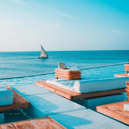 Le Saint Tropez Hotel Kidoti Ngoại thất bức ảnh